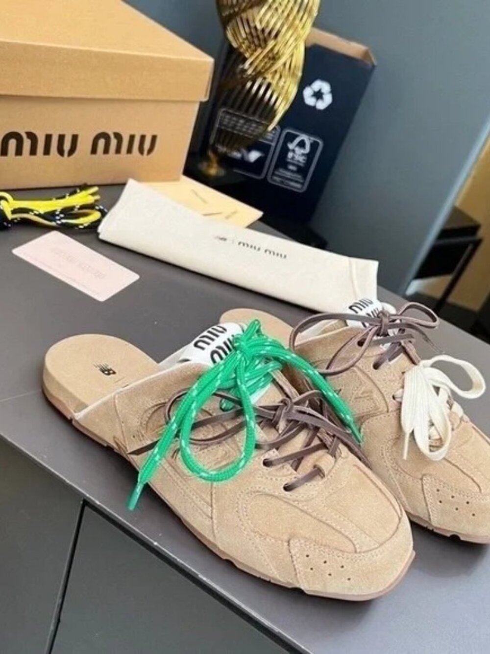 Miu Miu Sandals / Slides